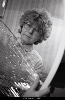 Ajalehe "Rahva Hääl" toimetaja Valve Raudnask.  similar photo