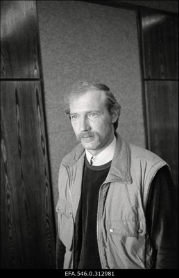 Ajalehe "Rahva Hääl" vestlusringist osavõtja.  duplicate photo