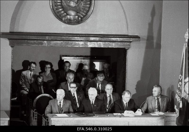 Ülemnõukogu istung.