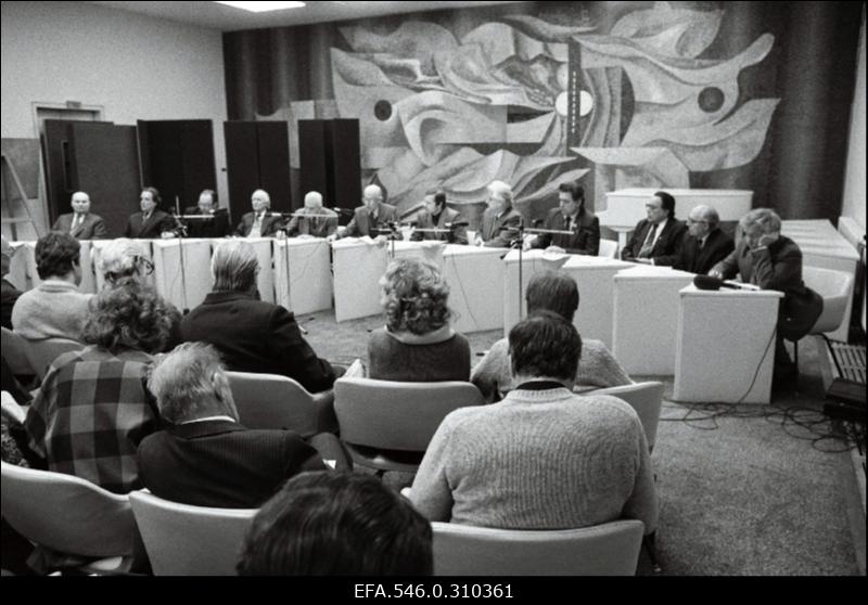 Ülemnõukogu istung.