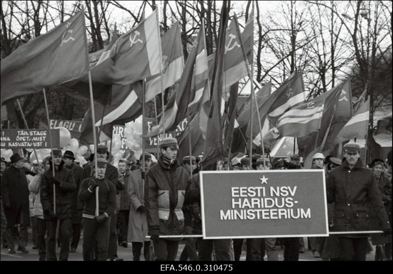Oktoobripühade paraad.