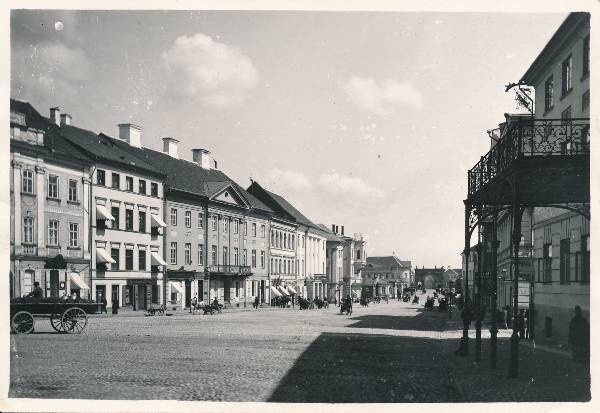 Tartu linnavaade. Suurturg (Raekoja plats). 20. sajandi algus.