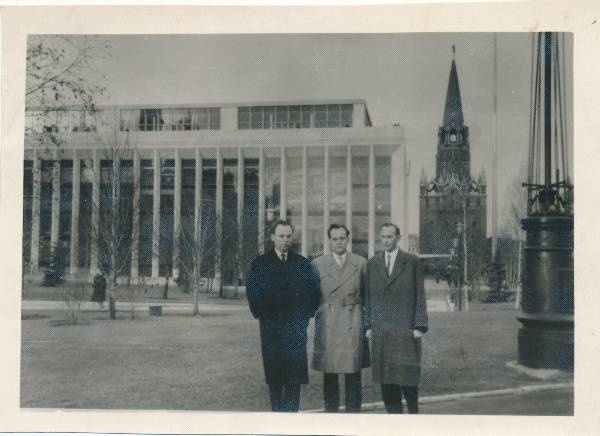 Grupifoto. ENSV delegatsiooni liikmed XXII kongressil Moskvas. 1961.a.