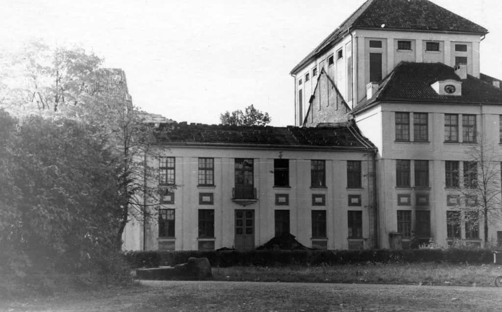 Saksa teater (praegu nn väike Vanemuine), külgvaade.  Tartu, 1925-1935.