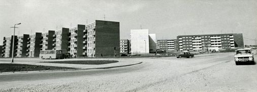 Annelinn: korrusmajad.  Tartu, 1981. Foto Kaljo Raud.