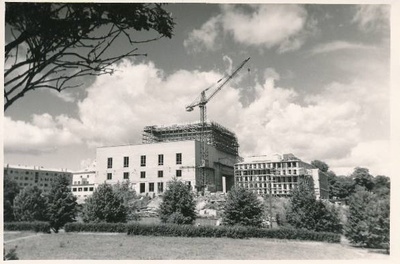 Tartu linnavaade. Teater Vanemuine uue hoone ehitus. 1963.a.  similar photo
