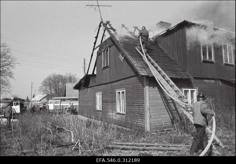 Tuletõrje vm (sõjaväestatud).