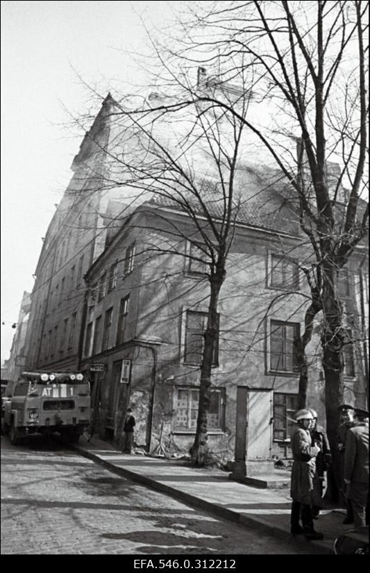 Tuletõrje vm (sõjaväestatud).
