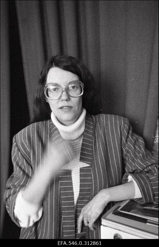 Ajalehe "Rahva Hääl" toimetuse töötaja.