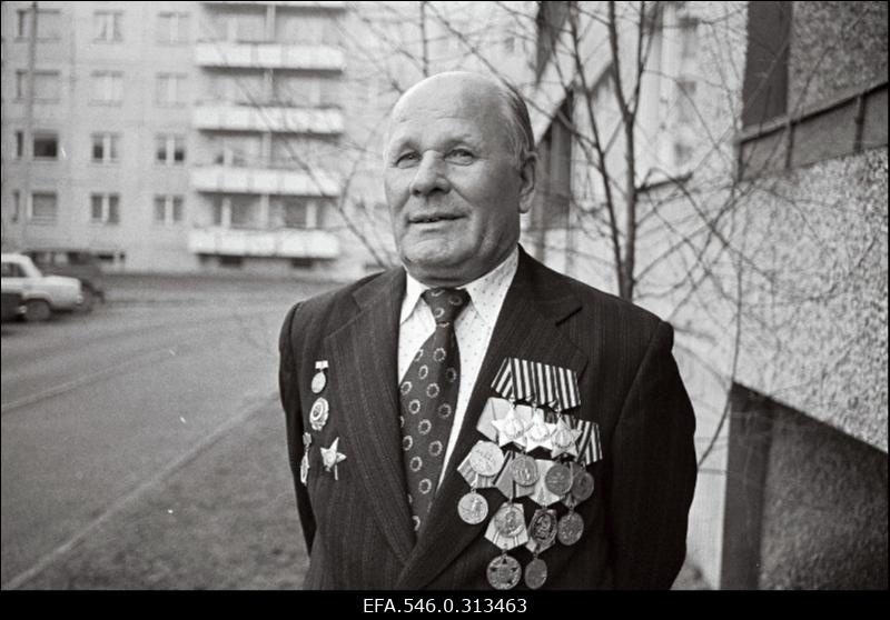 (NLKP?) 27.kongressi delegaat Garatsev.