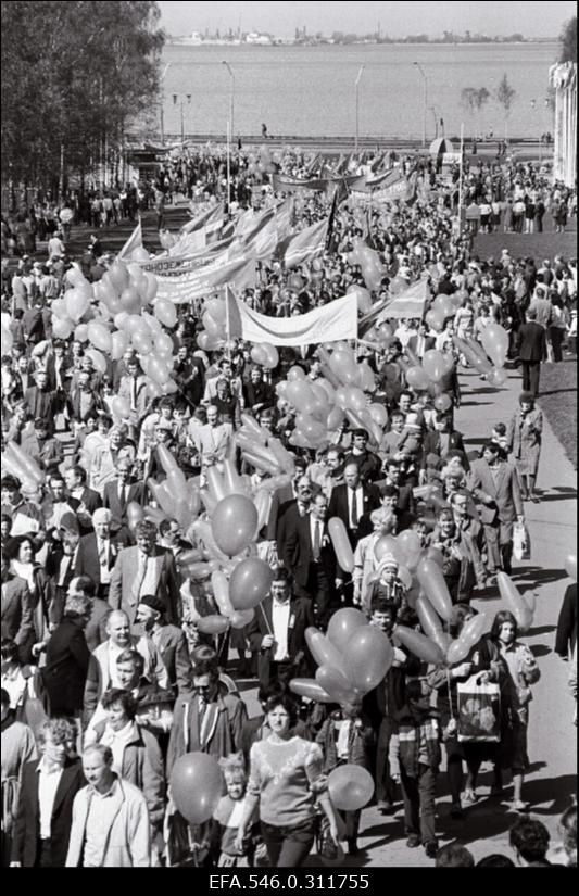 1.mai.