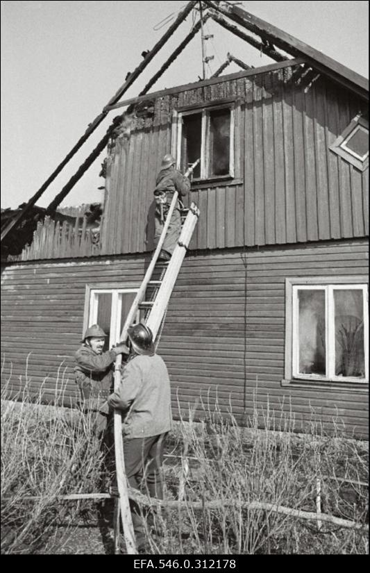 Tuletõrje vm (sõjaväestatud).