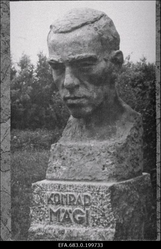 Kunstnik Konrad Mägi mälestussammas kirjanik Friedebert Tuglase nim pargis Kirepil [Uderna pargis].
