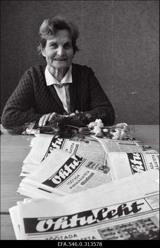 [Üks ajalehele "Rahva Hääl" pildistatud isikutest (Teaduste Akadeemia, Antsberg, Arro jt).]