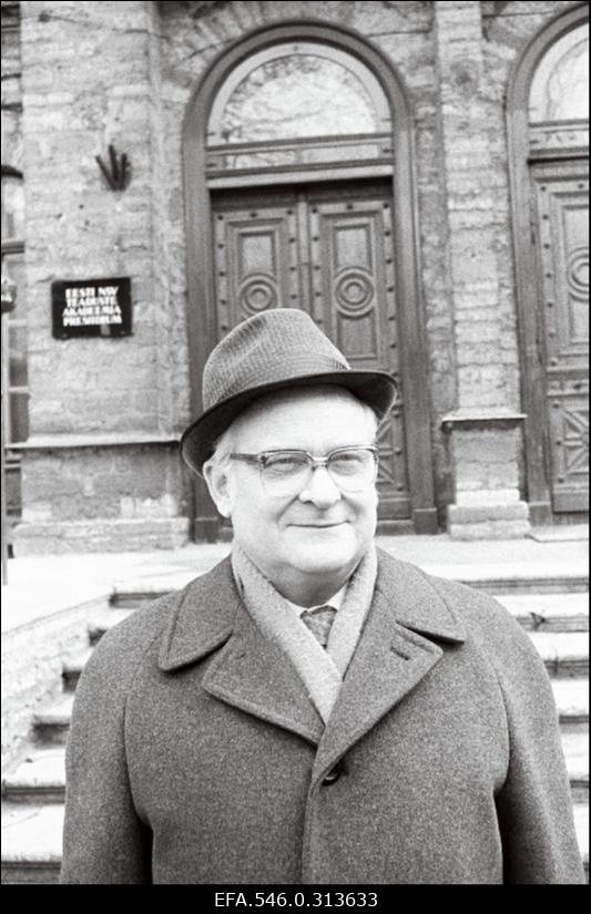 Karl Rebane, füüsika-, matemaatikadoktor, akadeemik.