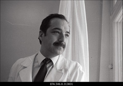 Tallinna Kiirabihaigla II neurokirurgia osakonna juhataja, meditsiinikandidaat Andres Ellamaa.  similar photo