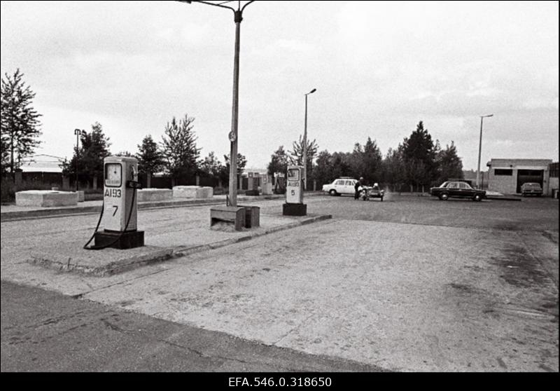 Bensiinijaam Rocca al Mares.