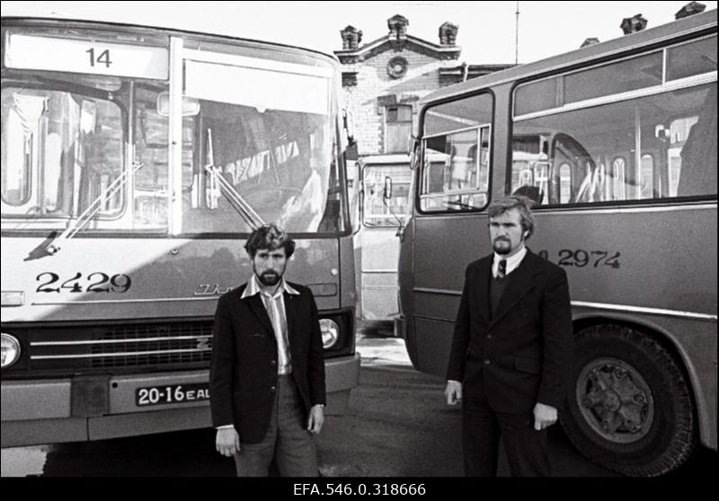 Autobussikoondis.