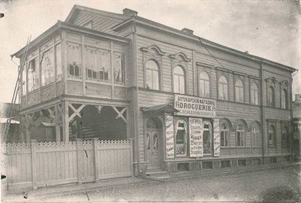 Apteek Promenaadi  tänaval. Tartu, 1905-1910.