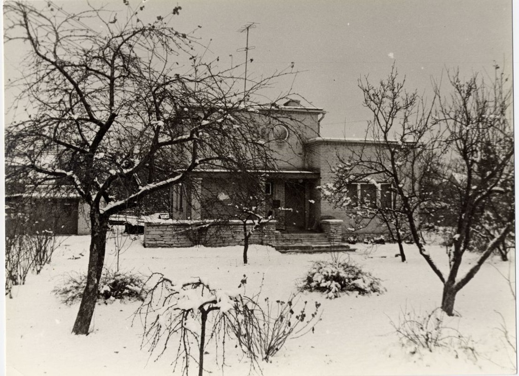 Hermanni ind. elamu Tallinnas, Kännu 66 (?). Arh. Peeter Tarvas