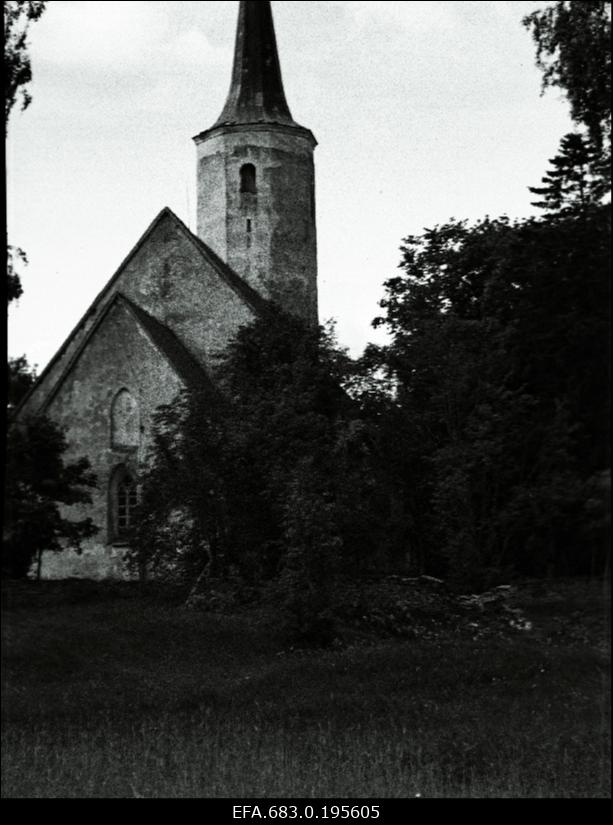 Haljala Mauritiuse kirik.