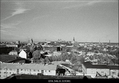 Tallinna vaated.  similar photo