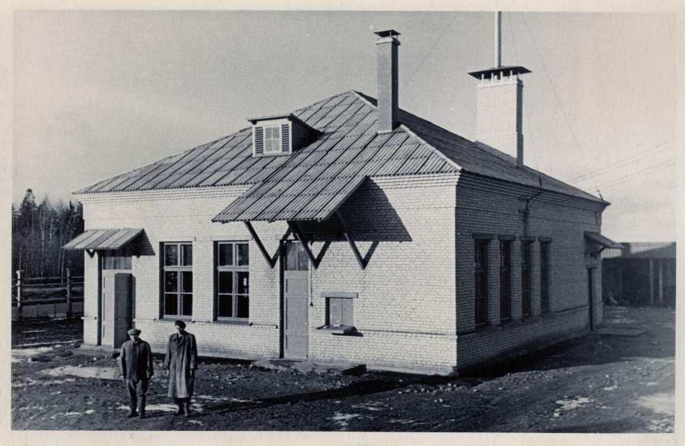 Foto. Uus leivatööstus Tootsi asulas.