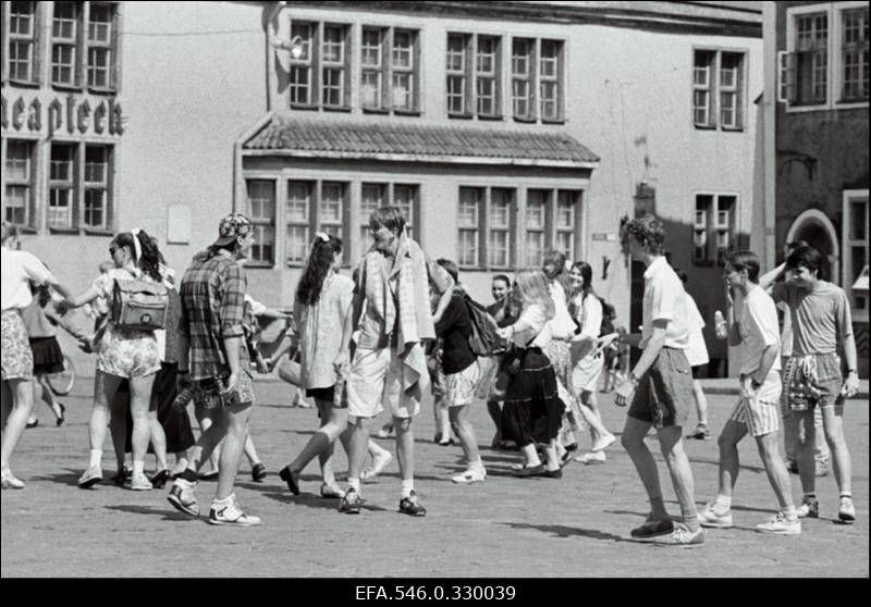 Koolilõpp Vanalinnas.