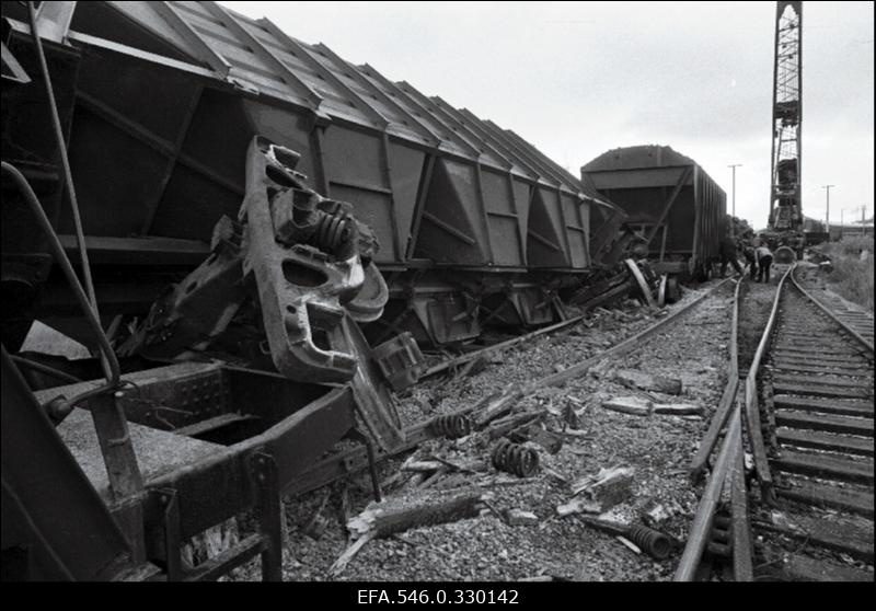 Laevaremondi Tehas. 
Tegutsemine raudteel.