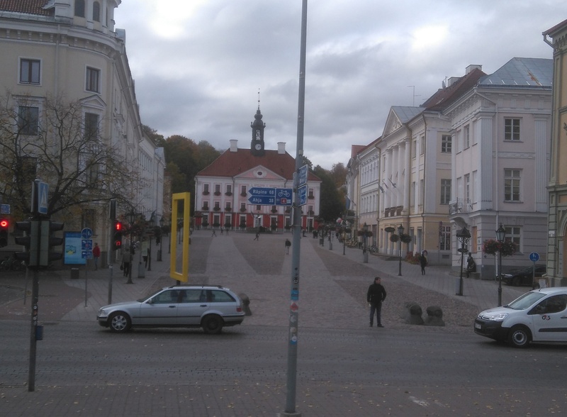 Suurturg ja raekoda. rephoto