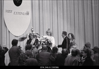 Üritus Miss Estonia.  duplicate photo