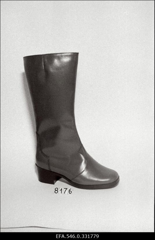 T/K "Kommunaari" mudelid: 8122; 8233; 8040; 8234; 8061; 8230; 8228; 485 471; 484; 476; 8114; 8175; 8236; 8176;8163; 8121a; 8159; 9375; 9384; 9360; 9353; 9359; 9352; 9249; 8210, 8224; 8212; 8213, 8211, 8227; 8222.