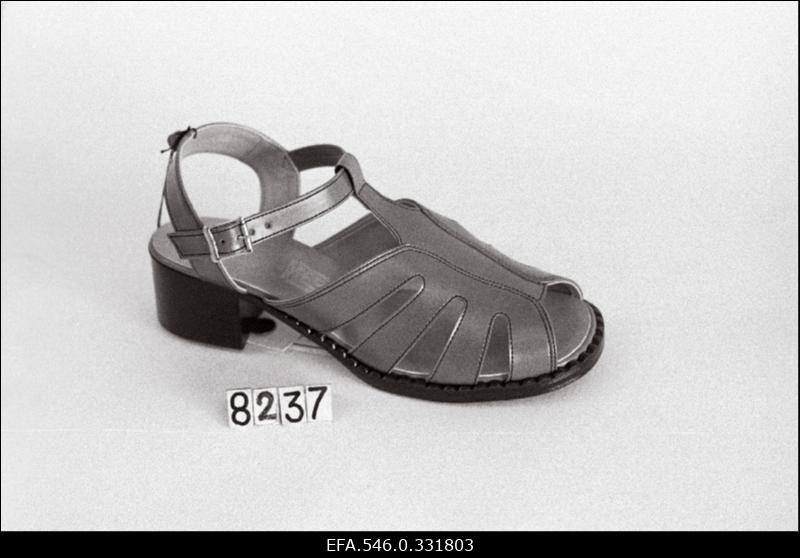 T/K "Kommunaari" mudelid: 8172; 8185; 8170; 8202, 8169A; 8187; 8237; 8115; 8158; 8120; 8113; 8165; 8111; 8235; 8117; 8140; 8112; 8150; 8193; 8246; 8241; 723; 8012; 8995, 8082; 8055; 8990; 8244; 8979; 9293; 8049; 8038; 8070.