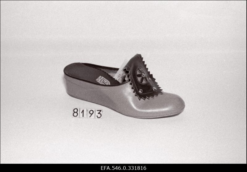 T/K "Kommunaari" mudelid: 8172; 8185; 8170; 8202, 8169A; 8187; 8237; 8115; 8158; 8120; 8113; 8165; 8111; 8235; 8117; 8140; 8112; 8150; 8193; 8246; 8241; 723; 8012; 8995, 8082; 8055; 8990; 8244; 8979; 9293; 8049; 8038; 8070.