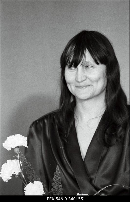 Graafik Aili Vint oma 50. juubelil.