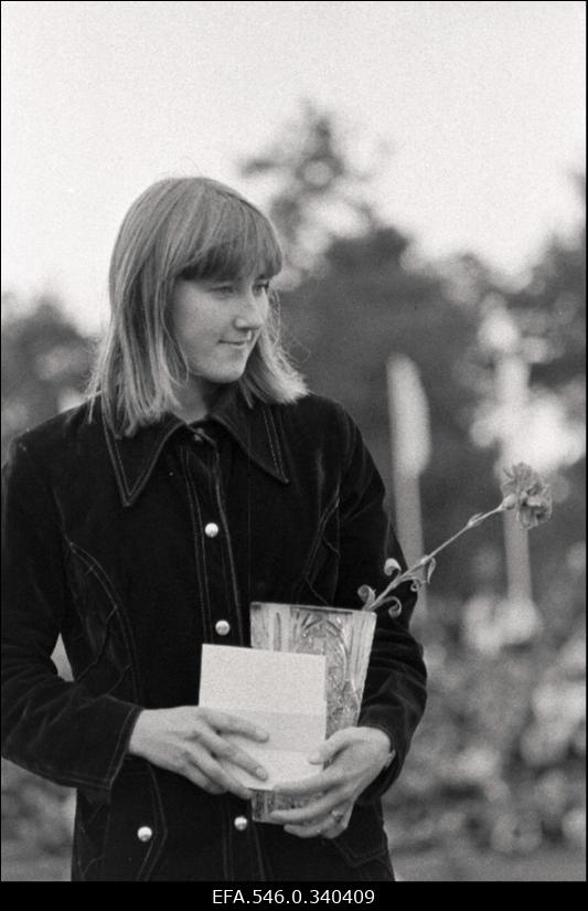 Rahva Hääle Rahvajooks'83.