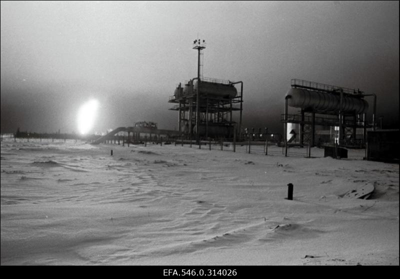 Komsomoli löökehitusel Siberis Pimi asulas töötavad mehed Eestist, et rajada autoteid naftaväljade teenindamiseks.