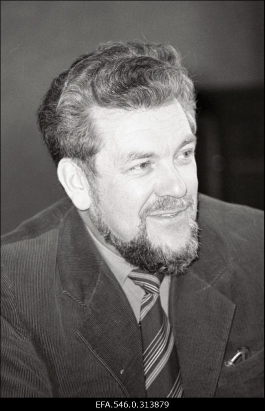 [Ajalehe "Rahva Hääl" vestlusringist osavõtjad (Upsi, Tamm, Rajango, Väljas jt).]