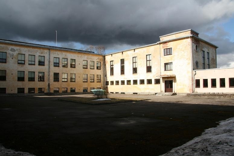 Kill Gymnasium Lääne-Viru County Tapa municipality Nooruse 2, Tapa