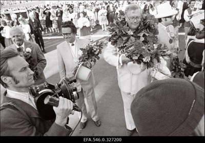 XII Üldtantuspidu  similar photo