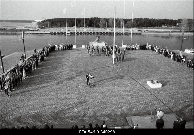 Balti regati avamine.