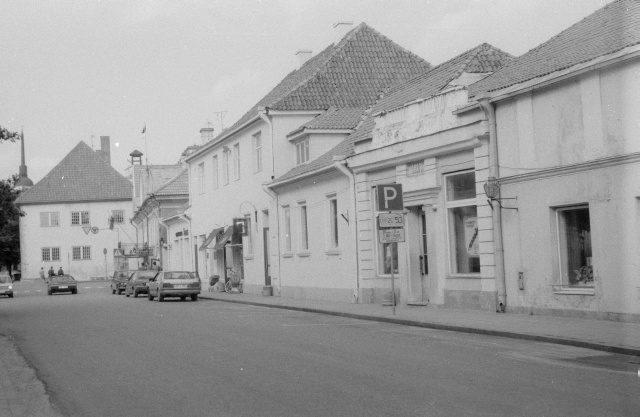 Kuressaare, Lossi tänav