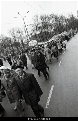 1. mai demonstratsioon.  similar photo