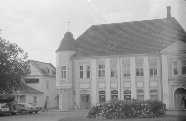 Kuressaare, keskväljak