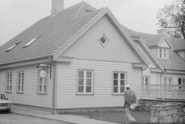 Kuressaare, Vanalinna restoran ja võõrastemaja Kauba tänaval