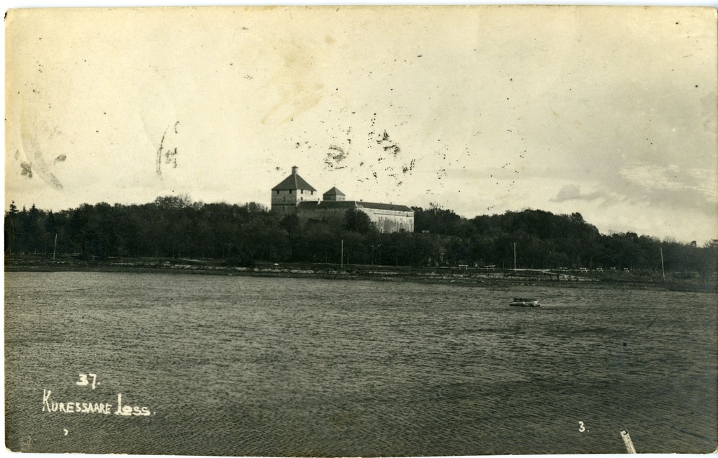 Kuressaare linnus, vaade merelt