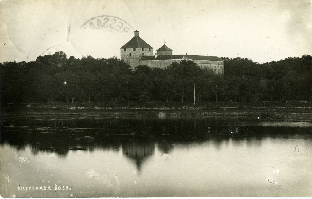 Kuressaare linnus, vaade merelt