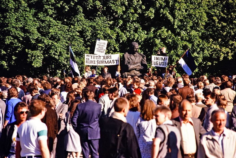 Miiting Tallinnas Tammsaare pargis, juuni 1988