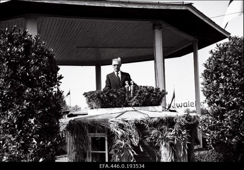 Põllumajandusnäituse avamine Tallinna Eesti Põllumeeste Seltsi näituseväljakul.