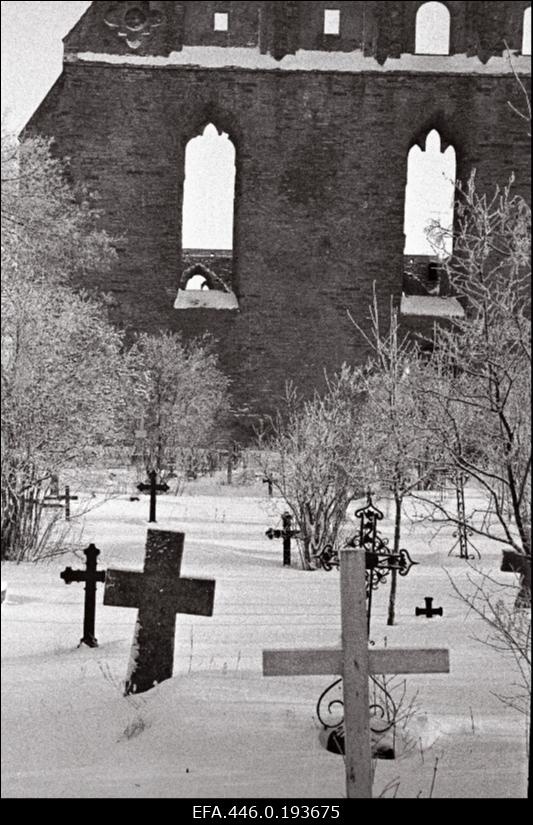 Pirita kloostri juures asuv vana kalmistu.